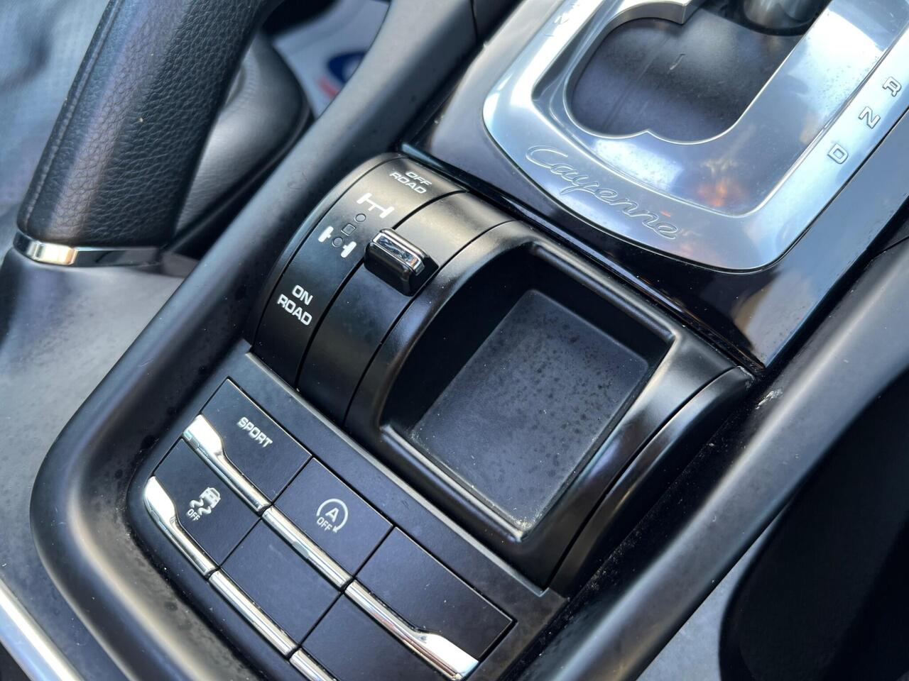 Used 2016 Porsche Cayenne for sale in Sheffield