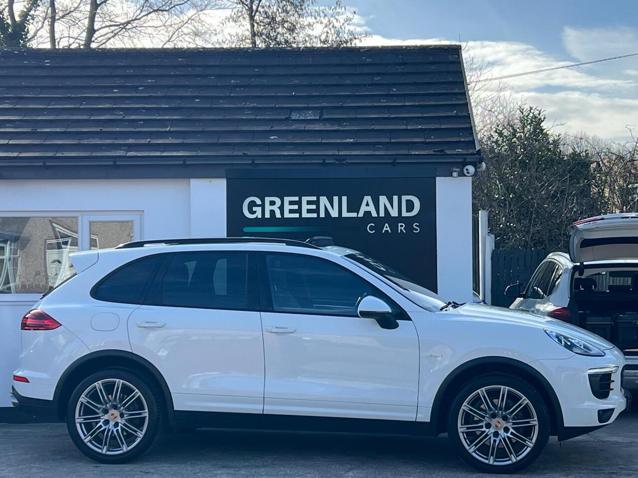 Used 2016 Porsche Cayenne for sale in Sheffield