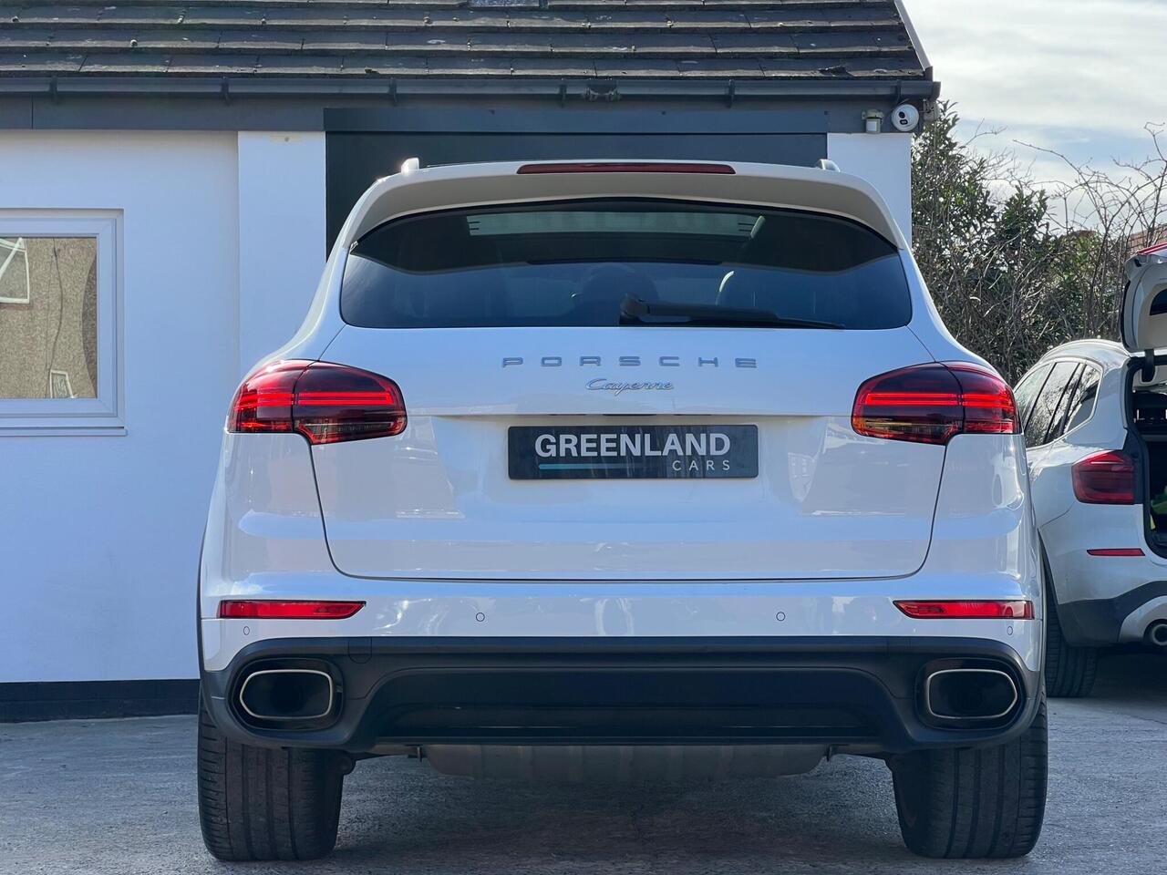 Used 2016 Porsche Cayenne for sale in Sheffield