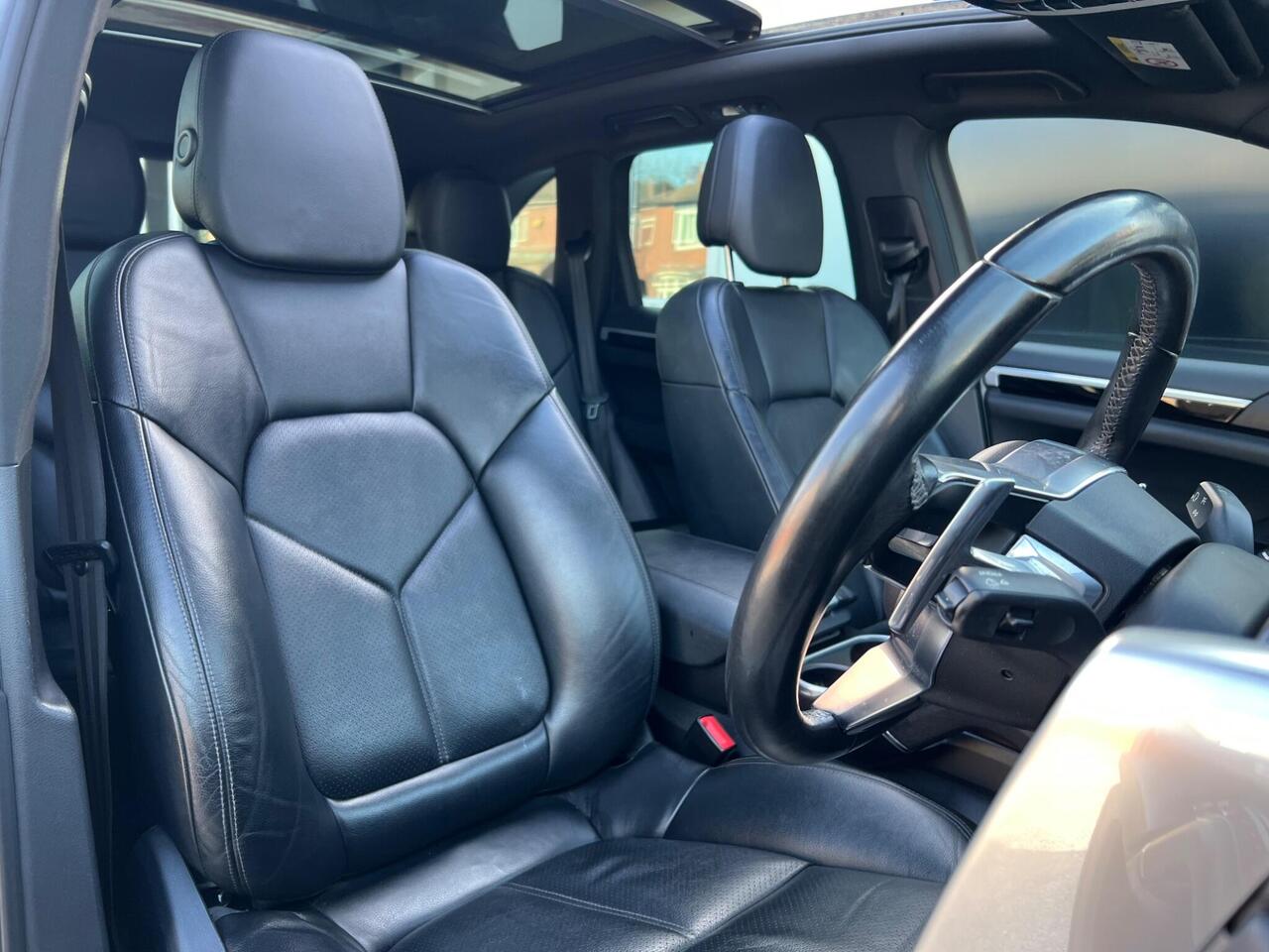 Used 2016 Porsche Cayenne for sale in Sheffield