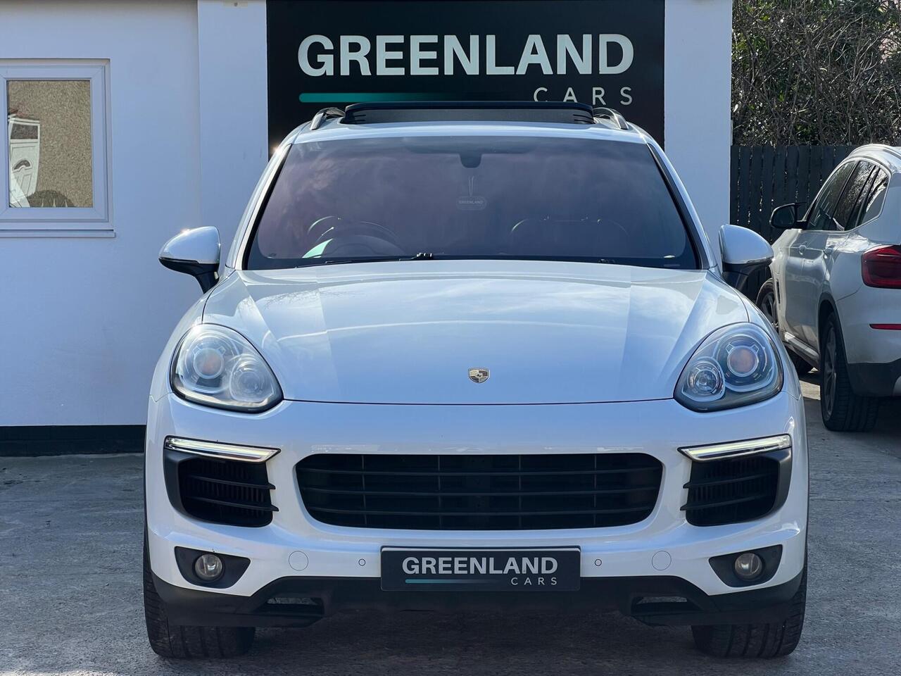 Used 2016 Porsche Cayenne for sale in Sheffield