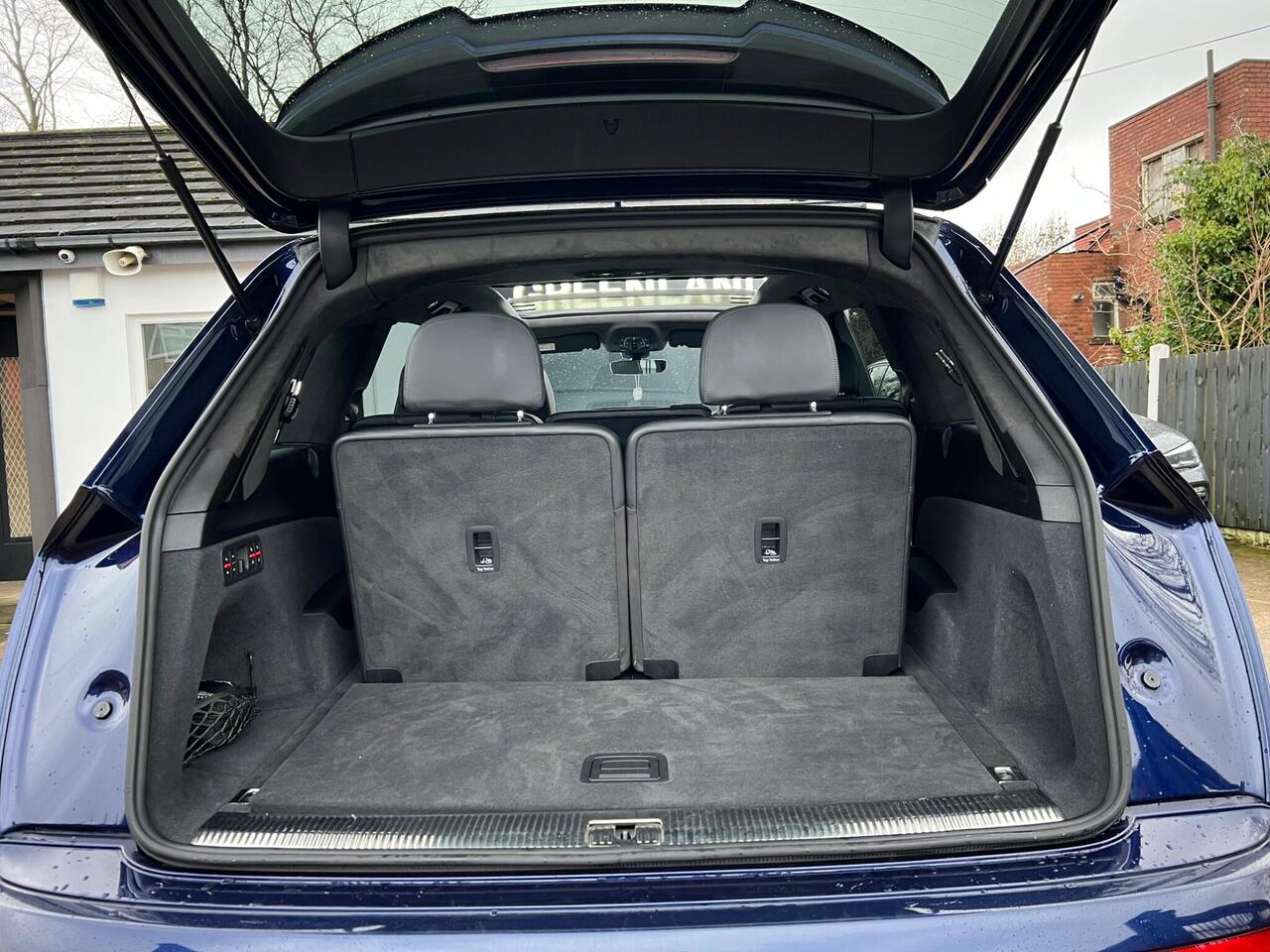 Used 2019 Audi Q7 for sale in Sheffield