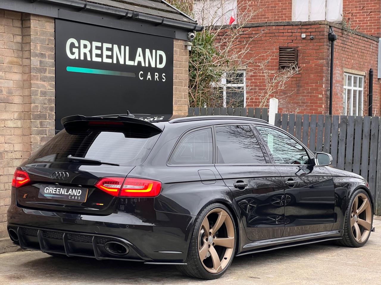 Used 2014 Audi RS4 Avant for sale in Sheffield