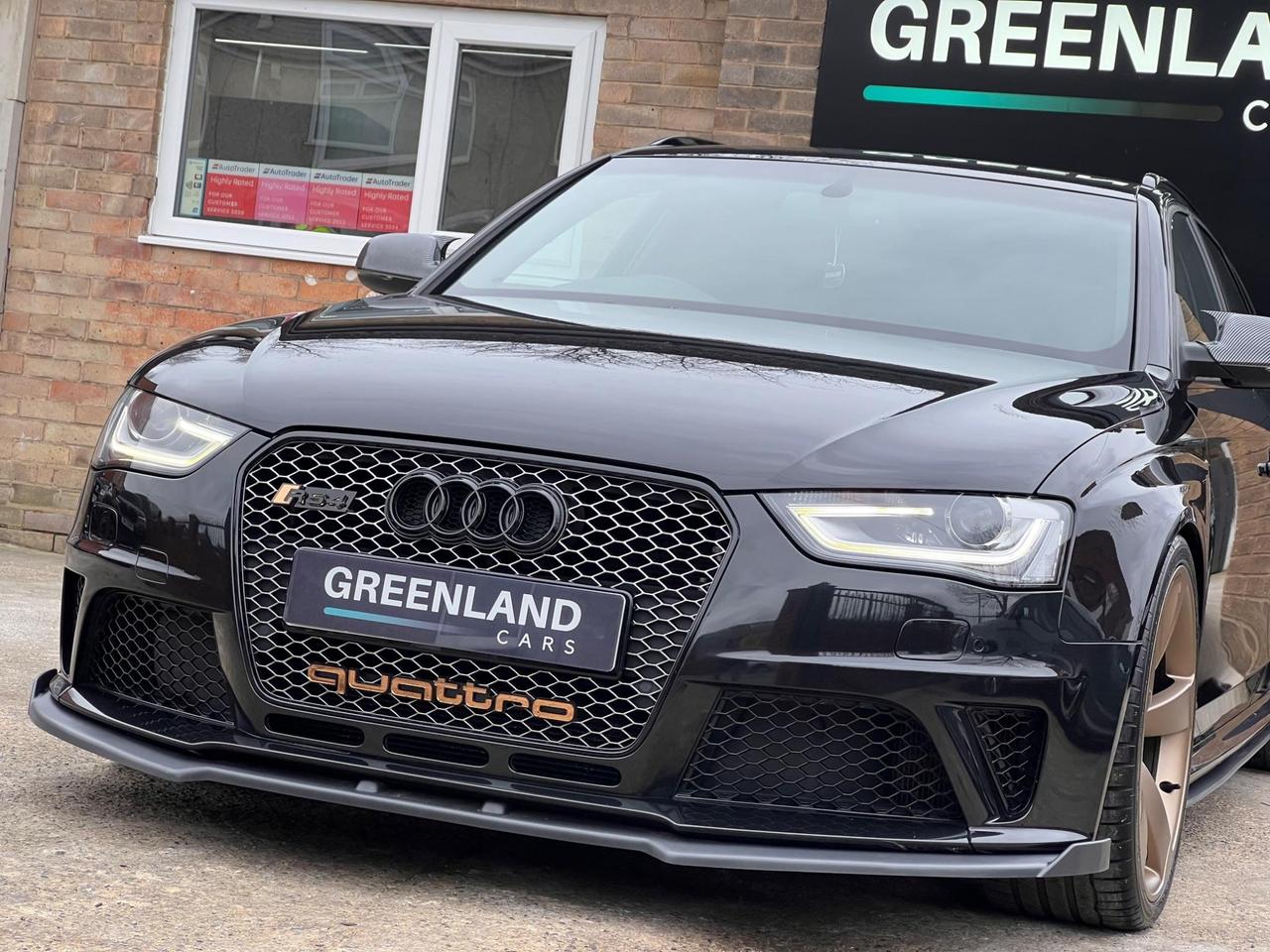 Used 2014 Audi RS4 Avant for sale in Sheffield