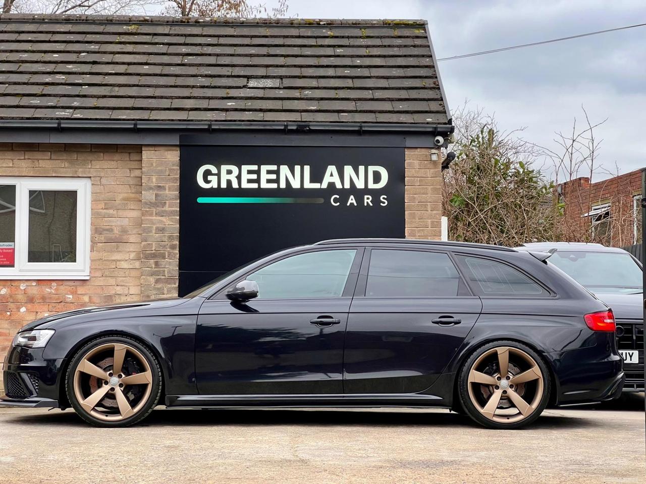 Used 2014 Audi RS4 Avant for sale in Sheffield