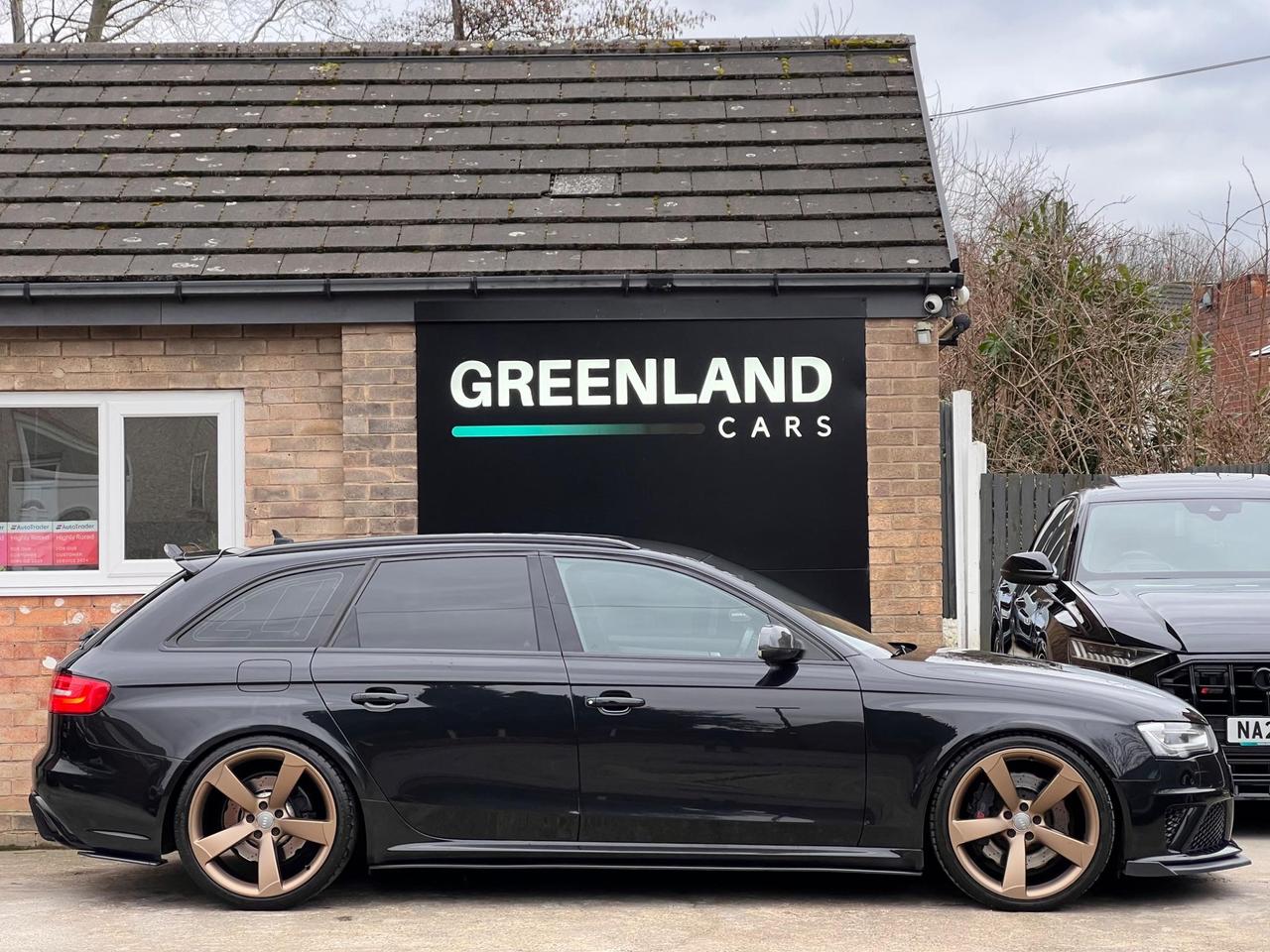 Used 2014 Audi RS4 Avant for sale in Sheffield