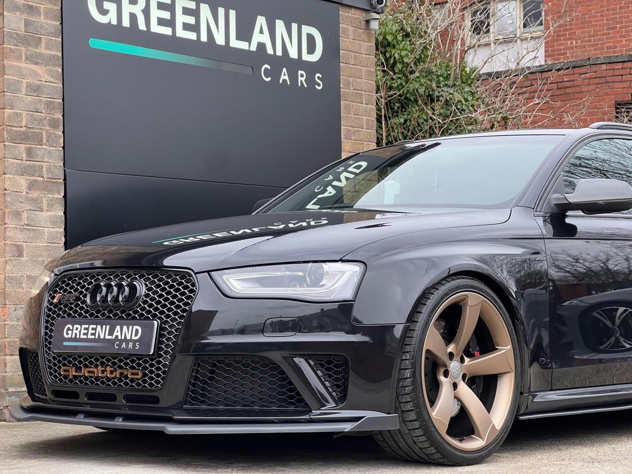 Used 2014 Audi RS4 Avant for sale in Sheffield