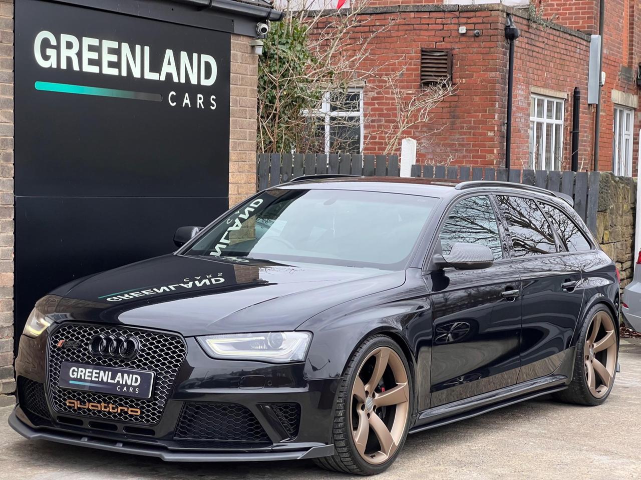 Used 2014 Audi RS4 Avant for sale in Sheffield