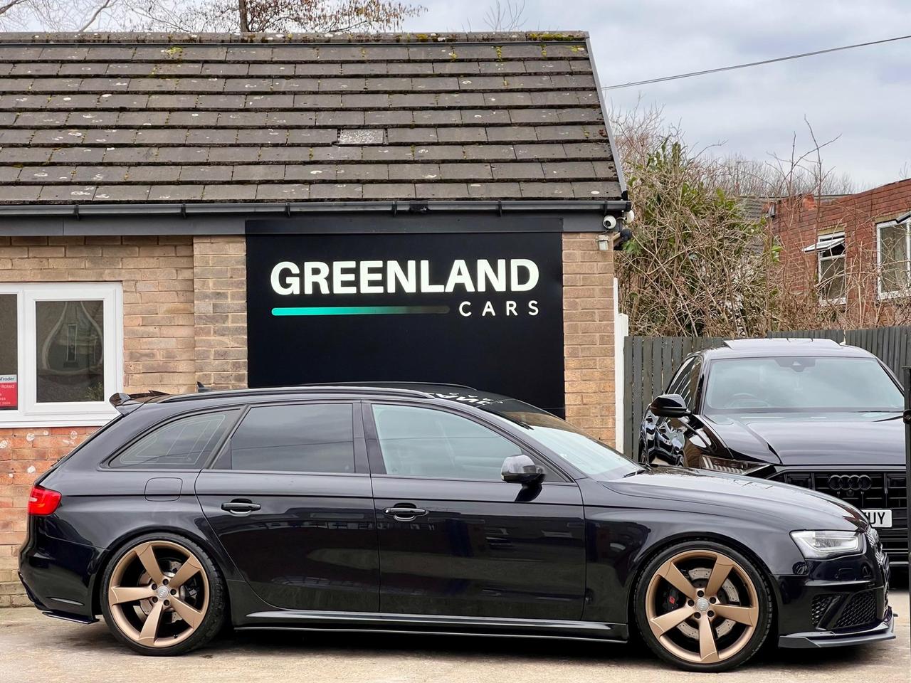 Used 2014 Audi RS4 Avant for sale in Sheffield