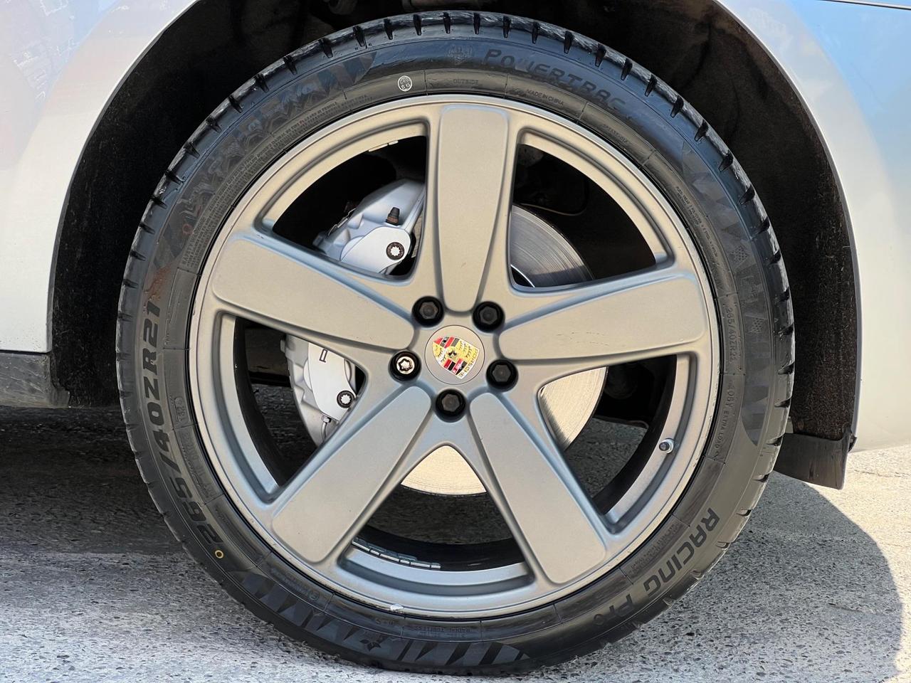 Used 2015 Porsche Macan for sale in Sheffield