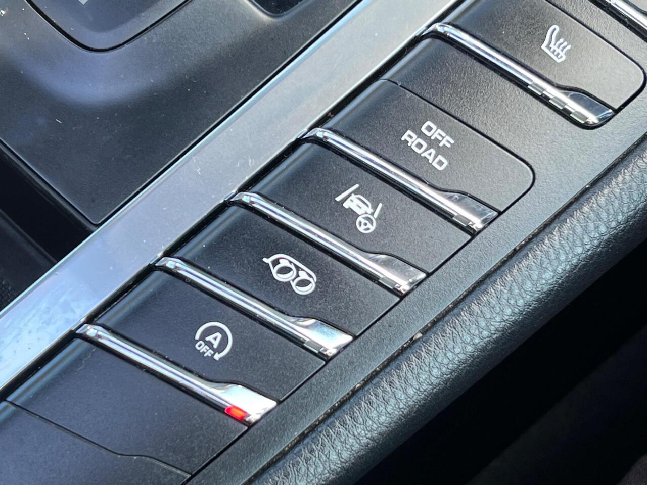 Used 2015 Porsche Macan for sale in Sheffield