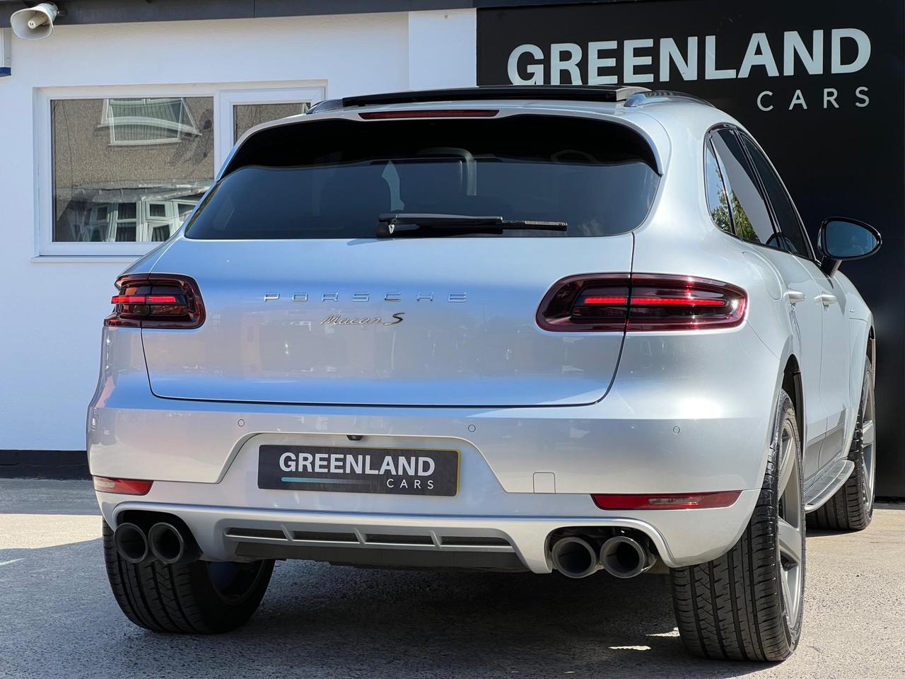 Used 2015 Porsche Macan for sale in Sheffield