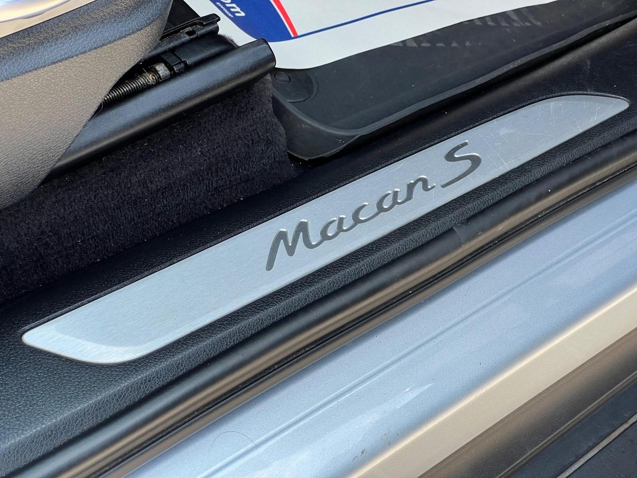Used 2015 Porsche Macan for sale in Sheffield
