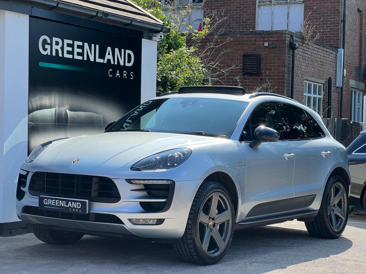 Used 2015 Porsche Macan for sale in Sheffield