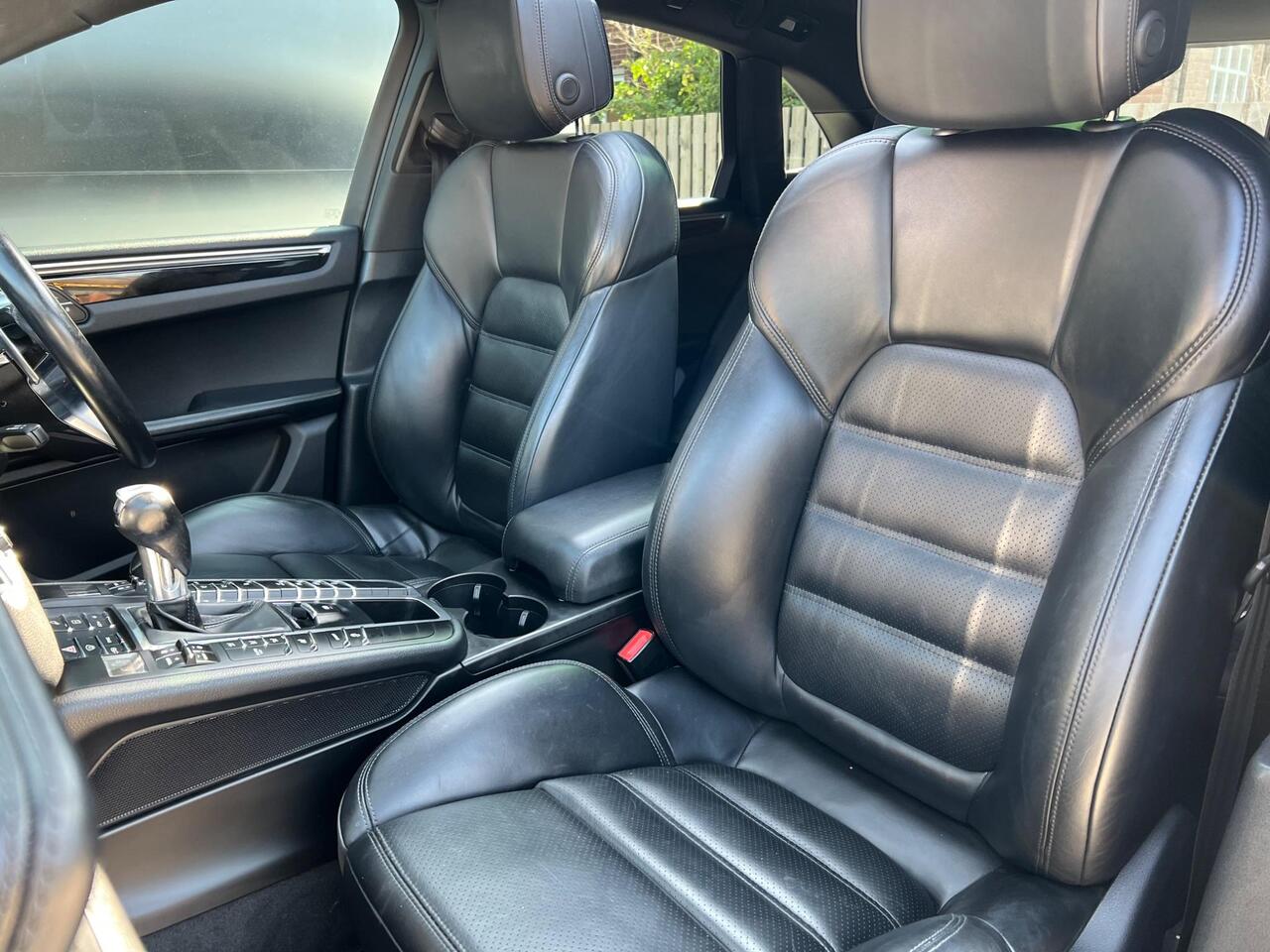 Used 2015 Porsche Macan for sale in Sheffield