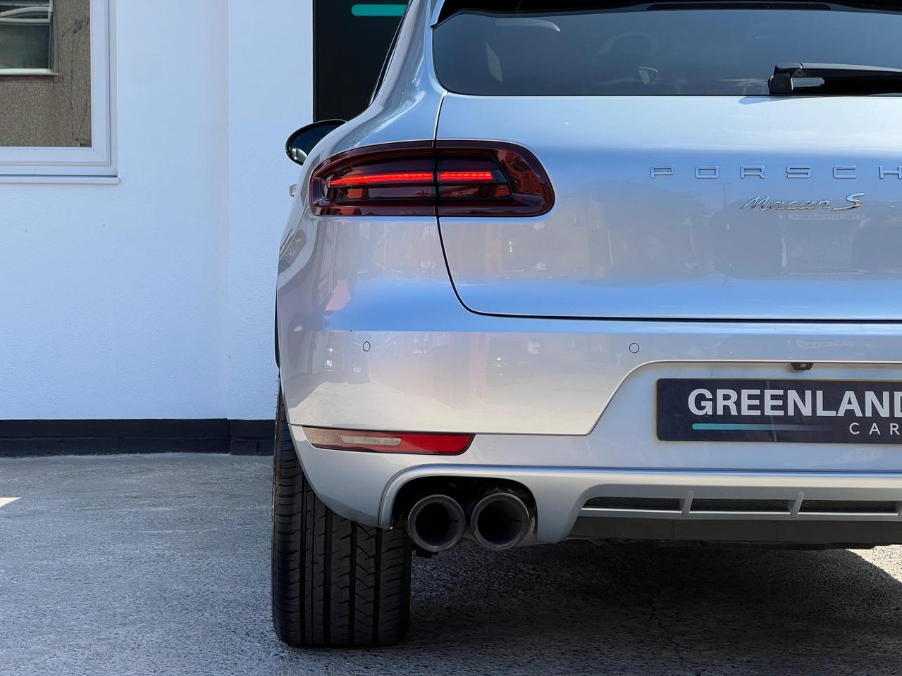 Used 2015 Porsche Macan for sale in Sheffield