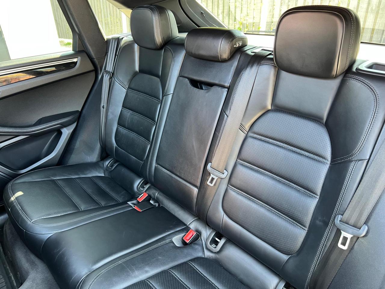 Used 2015 Porsche Macan for sale in Sheffield