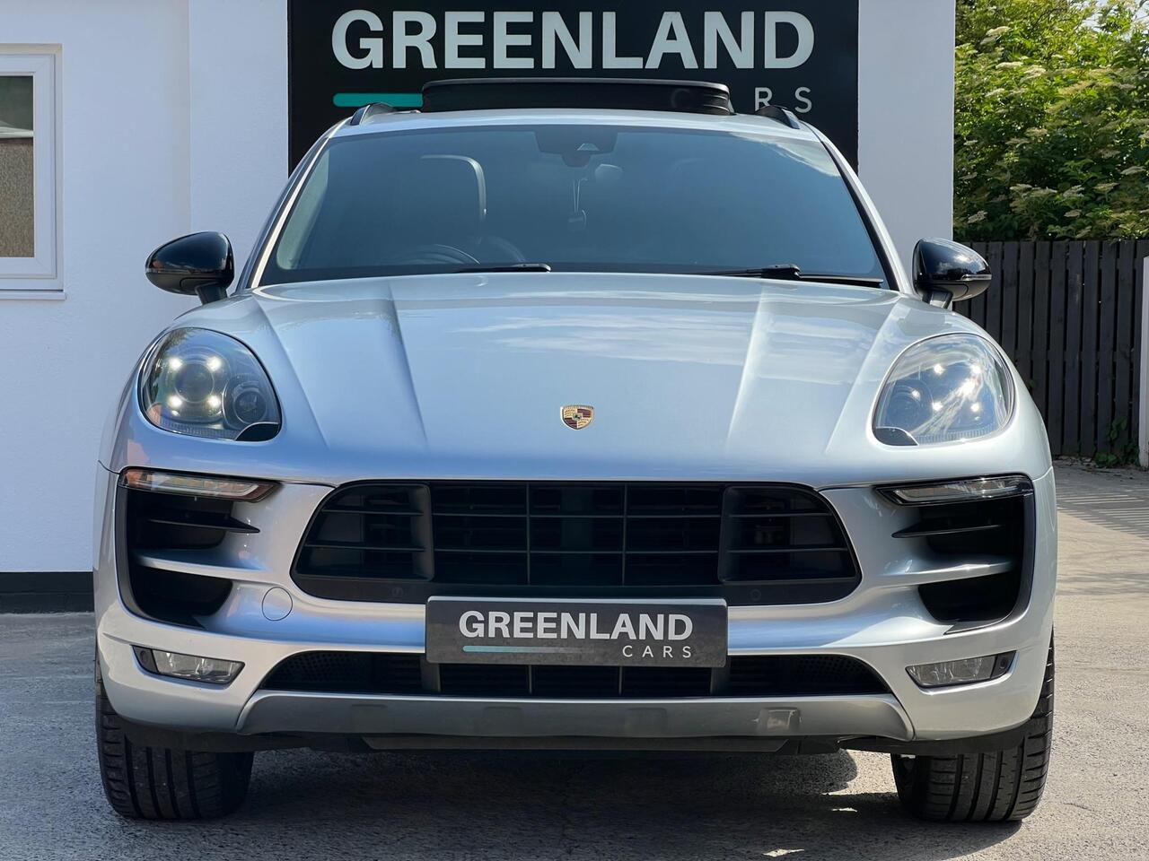 Used 2015 Porsche Macan for sale in Sheffield
