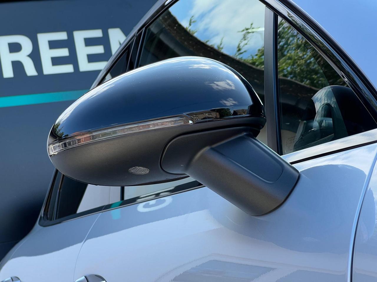 Used 2015 Porsche Macan for sale in Sheffield