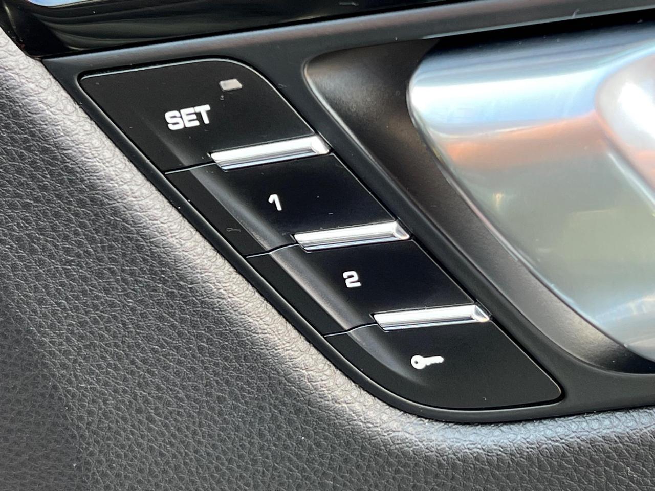 Used 2015 Porsche Macan for sale in Sheffield