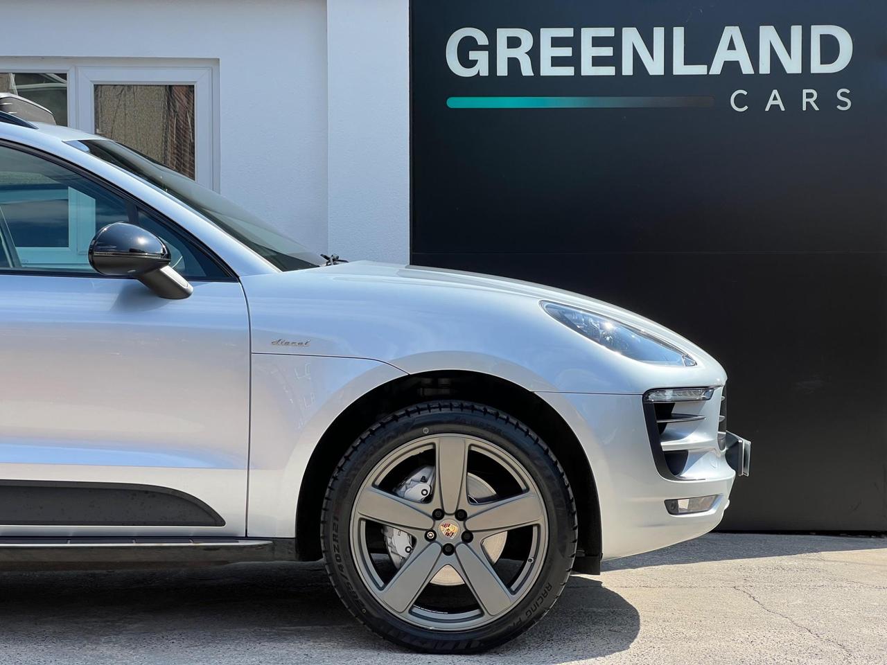 Used 2015 Porsche Macan for sale in Sheffield