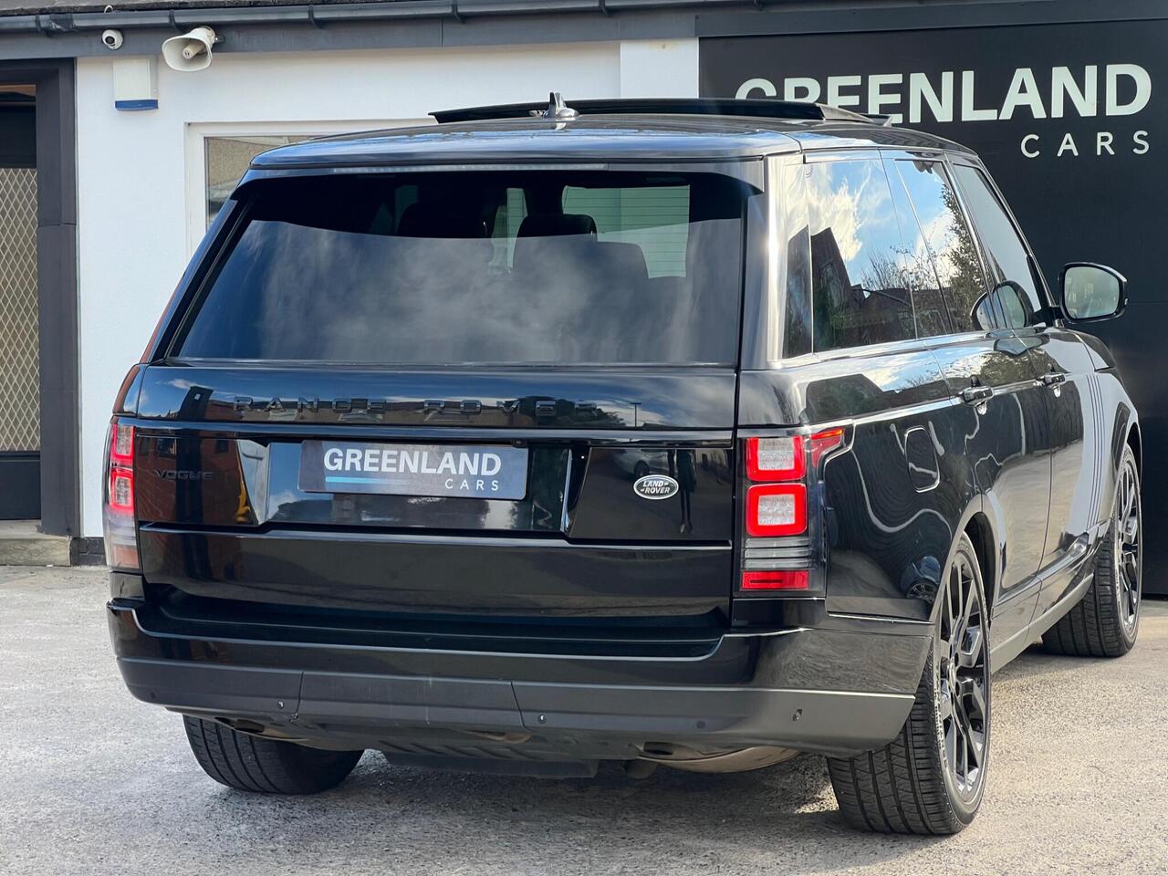 Used 2015 Land Rover Range Rover for sale in Sheffield