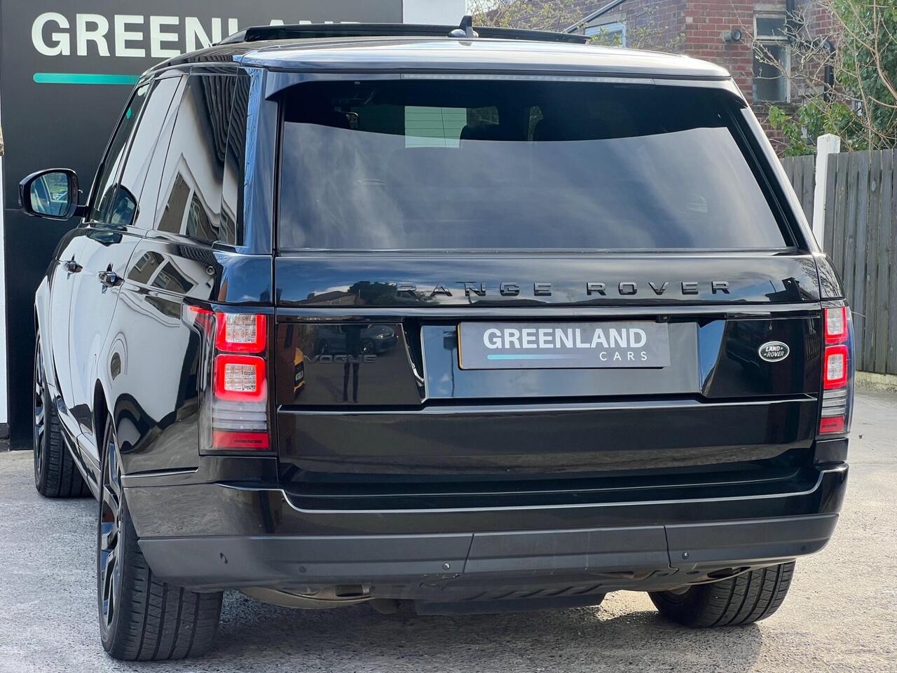 Used 2015 Land Rover Range Rover for sale in Sheffield