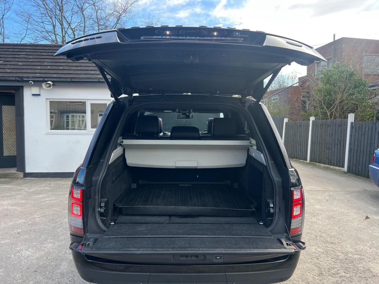 Used 2015 Land Rover Range Rover for sale in Sheffield