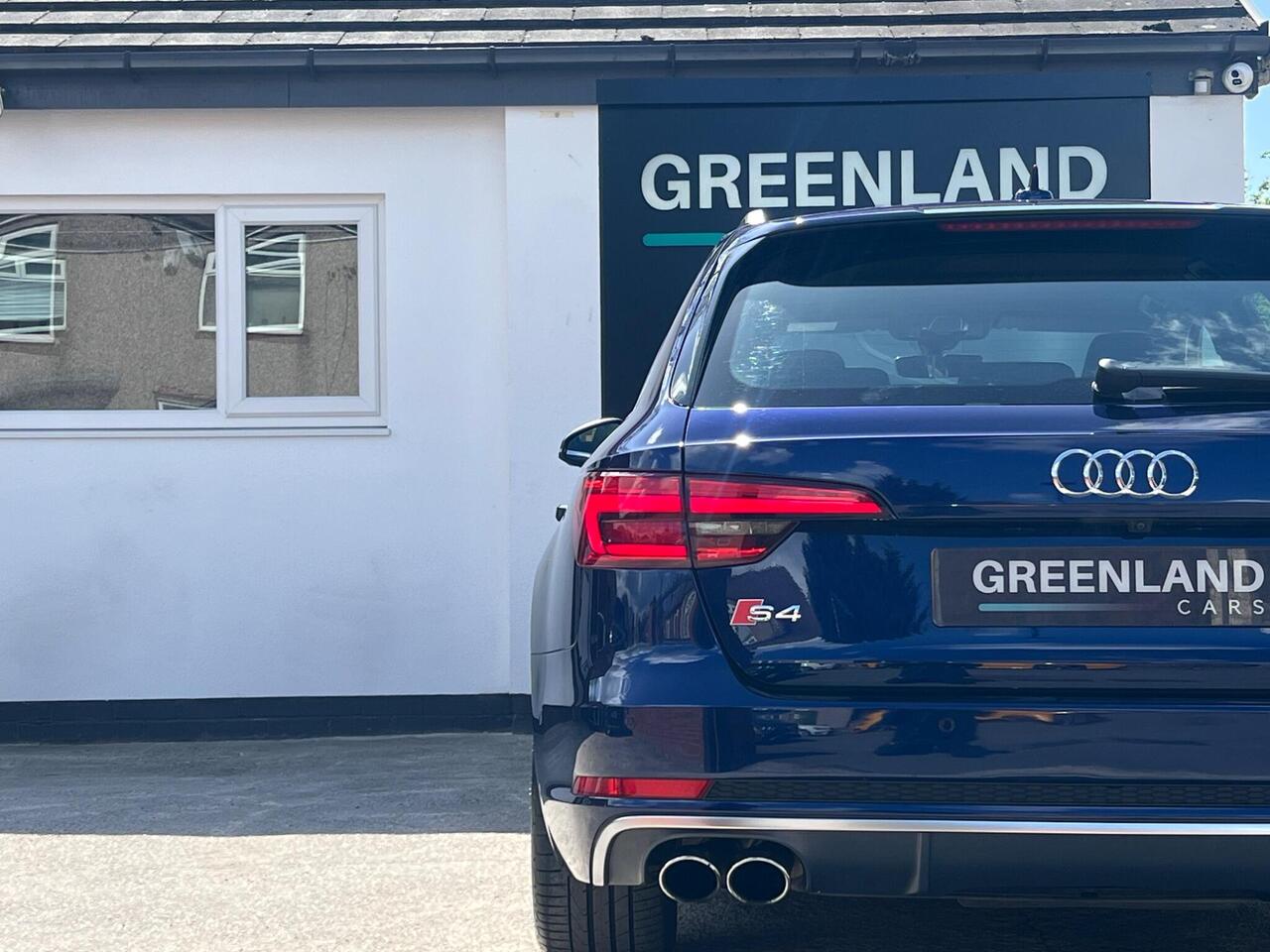 Used 2017 Audi S4 Avant for sale in Sheffield