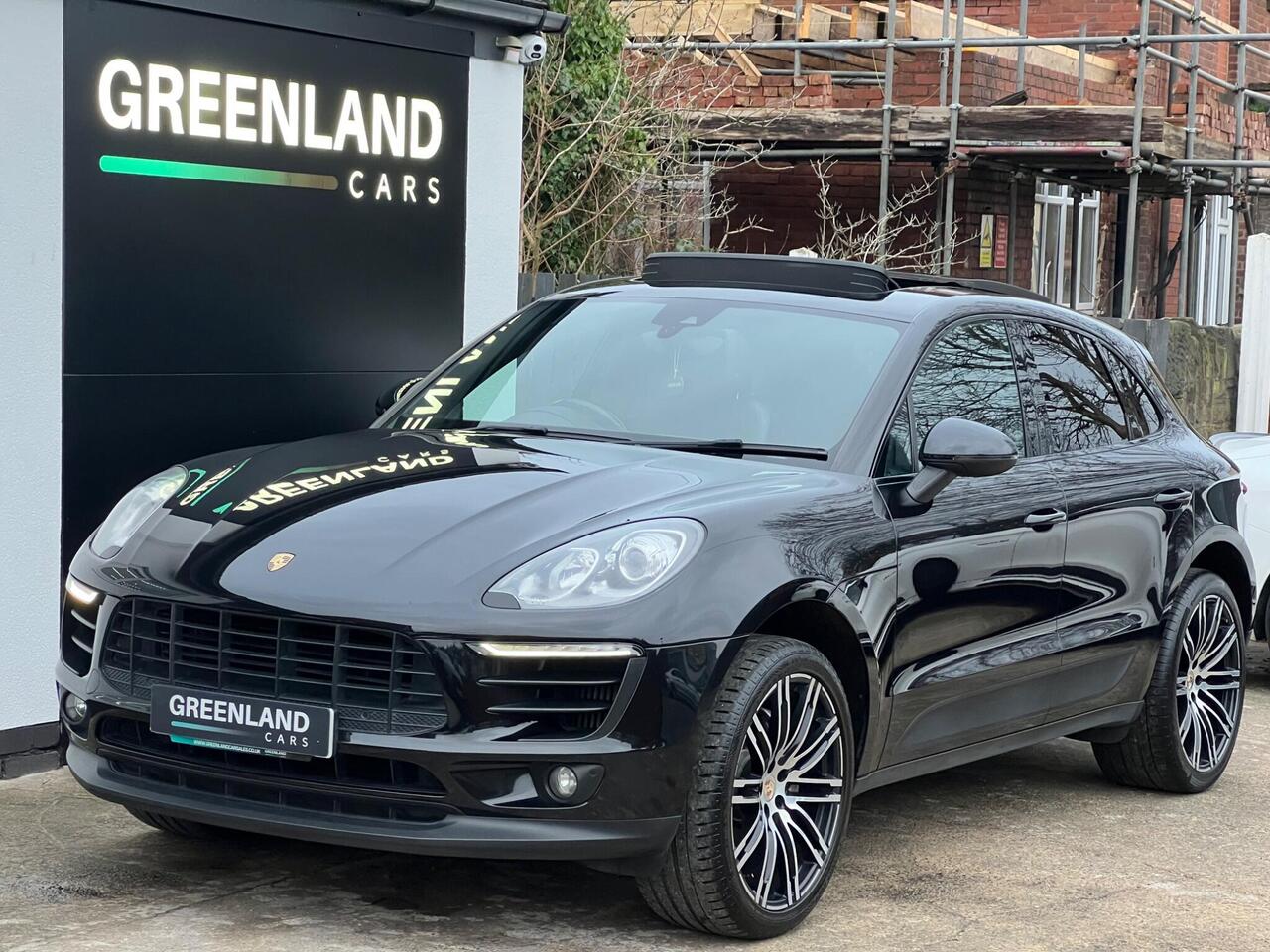 Used 2015 Porsche Macan for sale in Sheffield