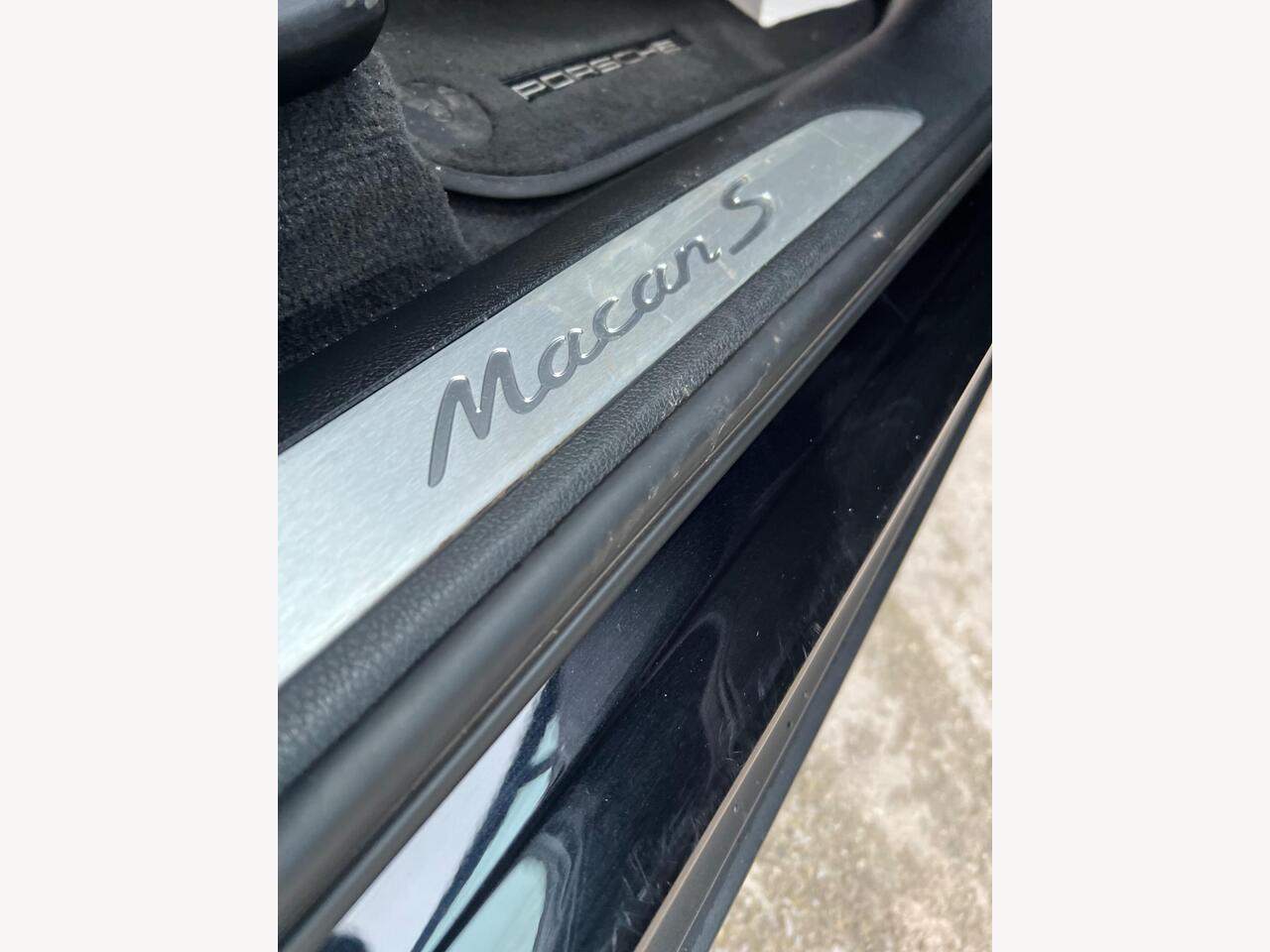 Used 2015 Porsche Macan for sale in Sheffield