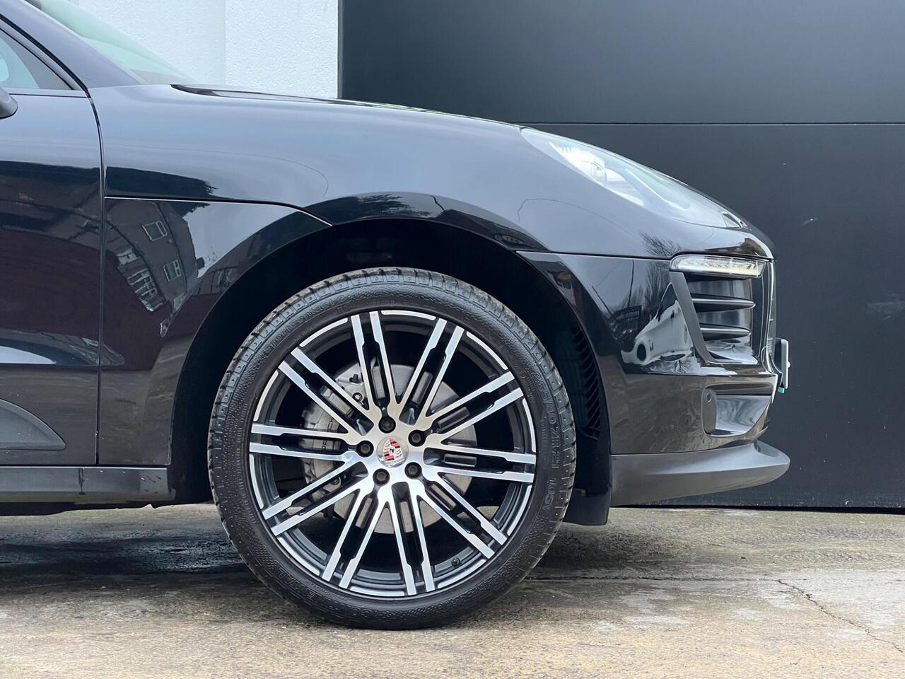 Used 2015 Porsche Macan for sale in Sheffield