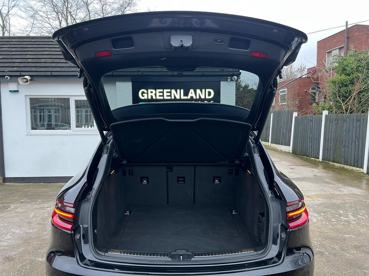 Used 2015 Porsche Macan for sale in Sheffield