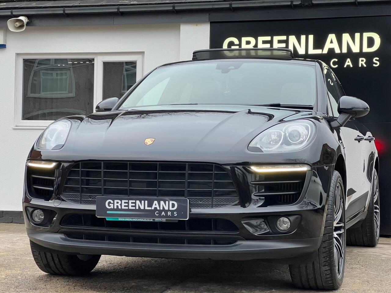 Used 2015 Porsche Macan for sale in Sheffield