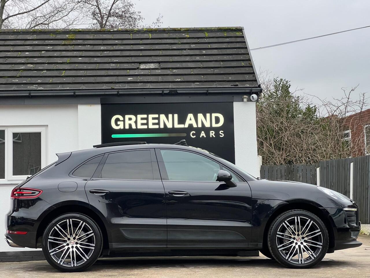 Used 2015 Porsche Macan for sale in Sheffield