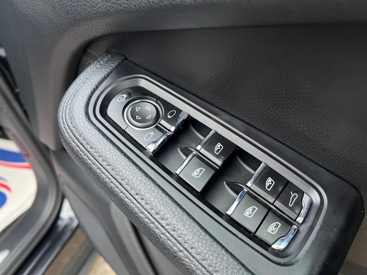 Used 2015 Porsche Macan for sale in Sheffield