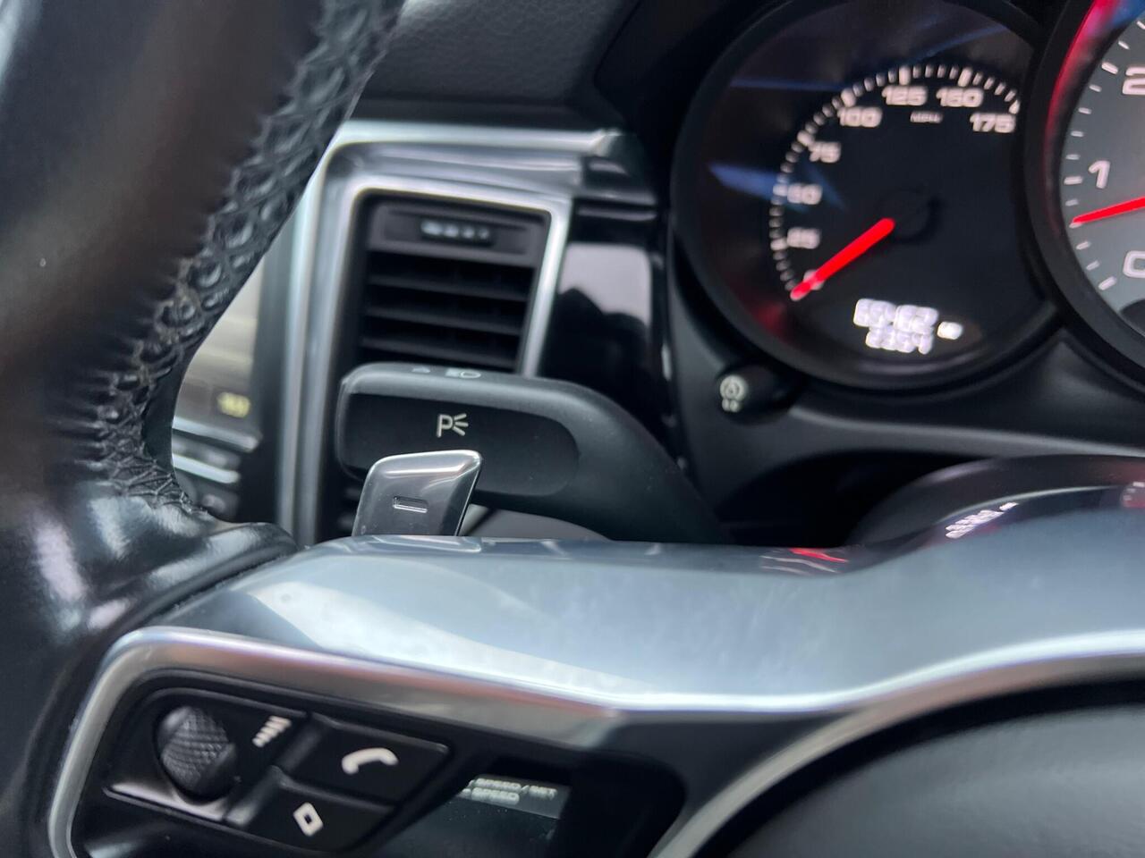 Used 2015 Porsche Macan for sale in Sheffield