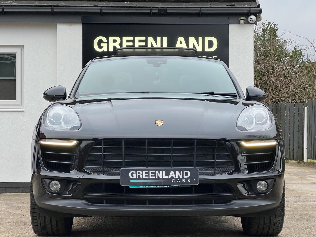 Used 2015 Porsche Macan for sale in Sheffield