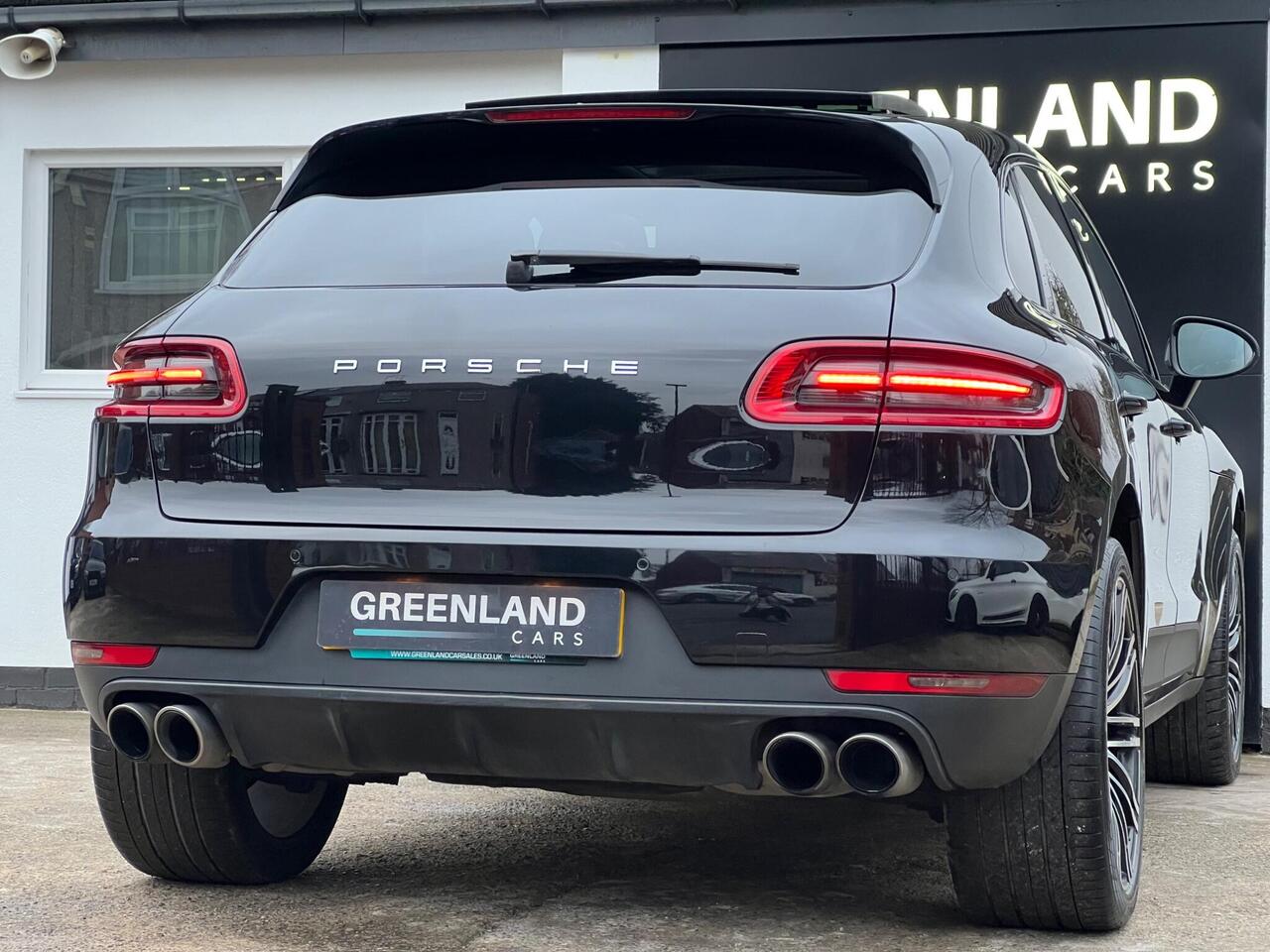 Used 2015 Porsche Macan for sale in Sheffield