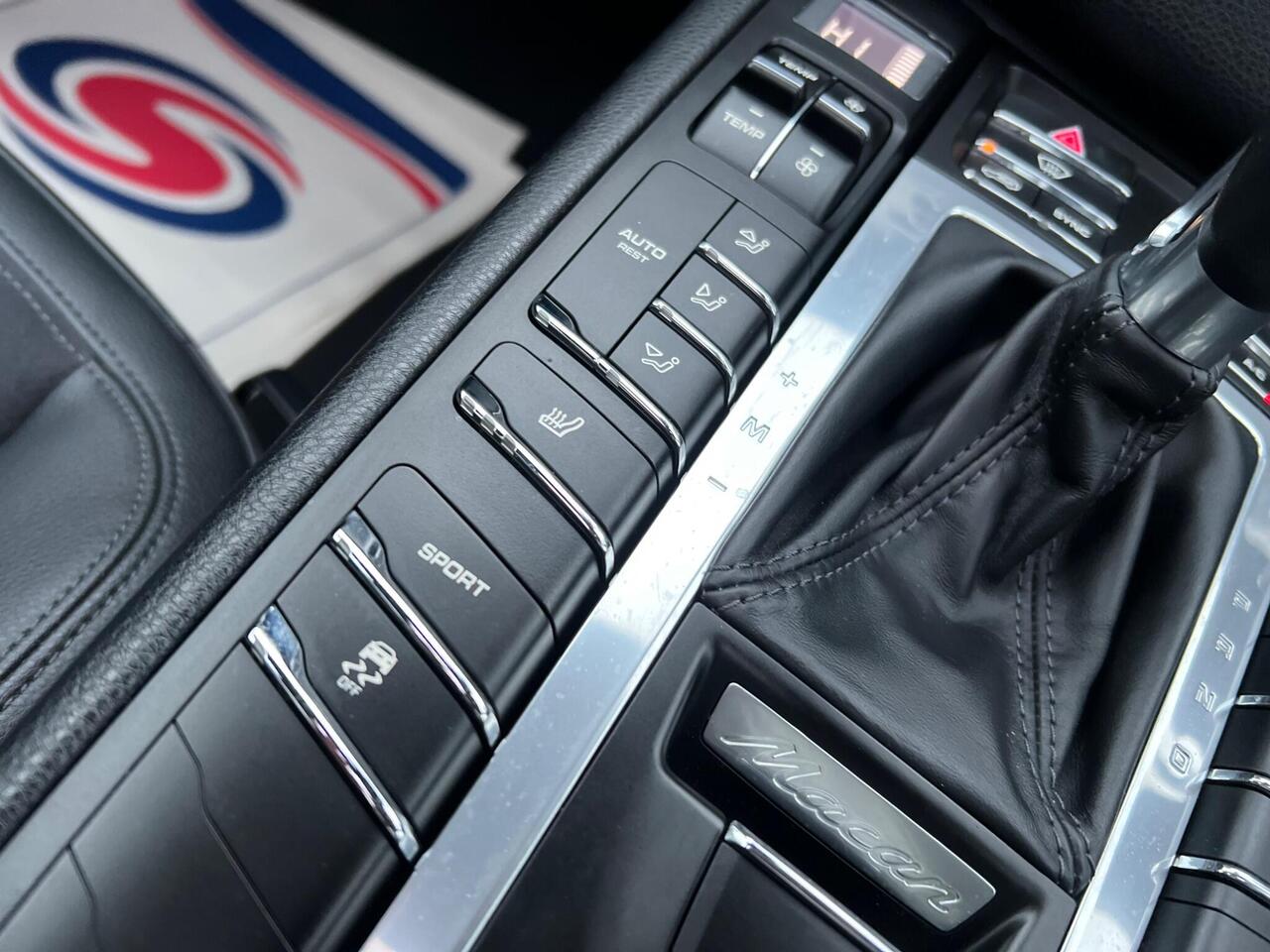 Used 2015 Porsche Macan for sale in Sheffield