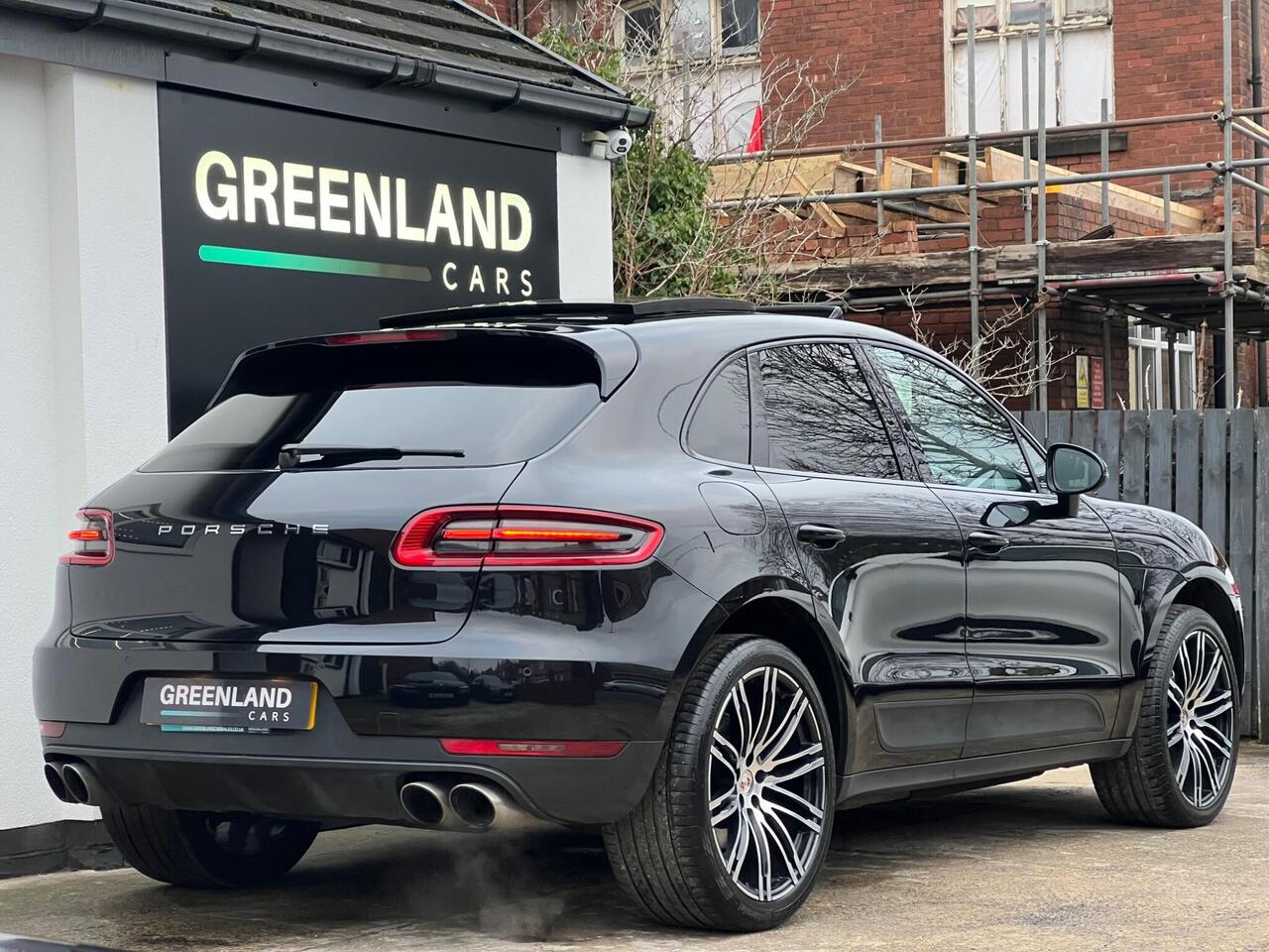 Used 2015 Porsche Macan for sale in Sheffield
