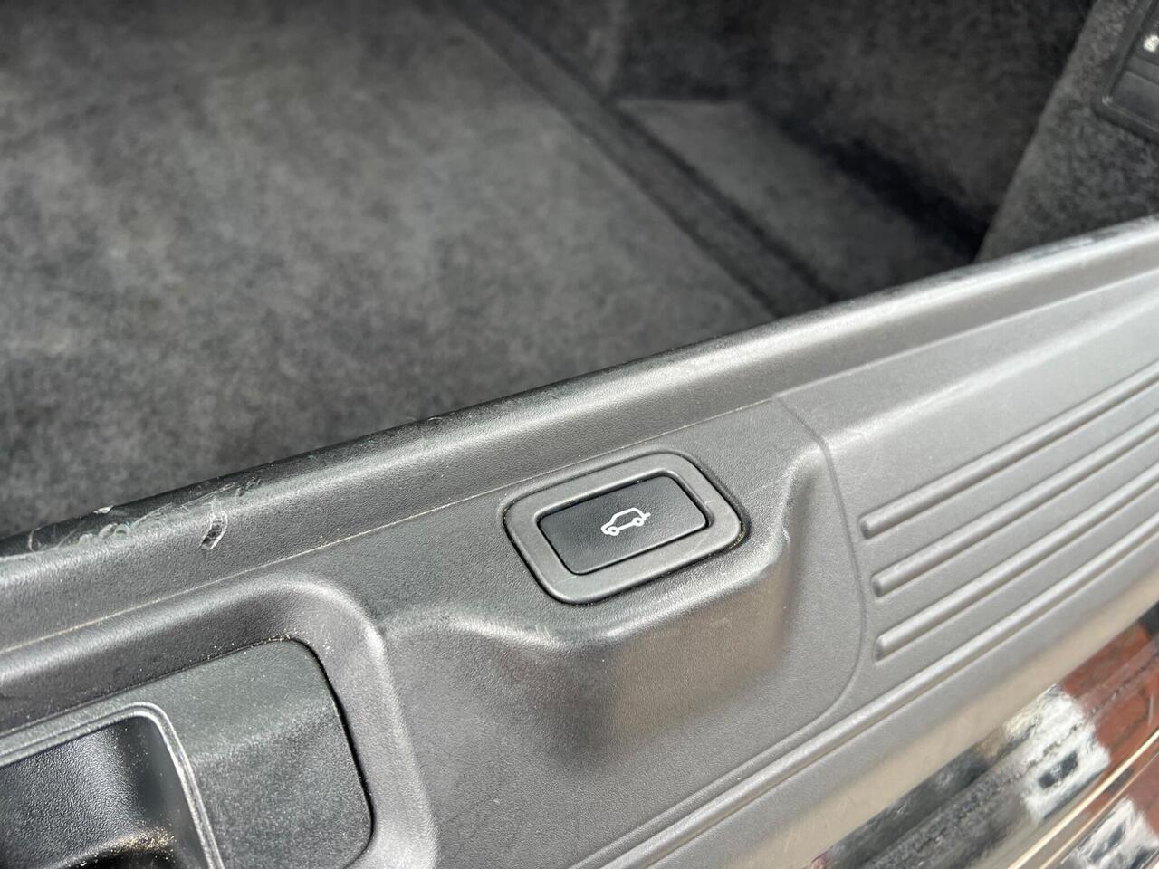 Used 2014 Land Rover Range Rover for sale in Sheffield