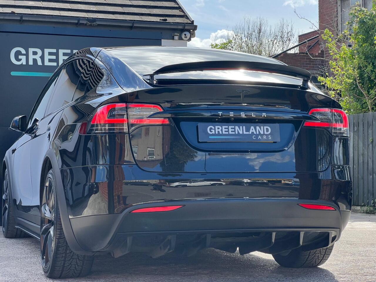 Used 2017 Tesla Model X for sale in Sheffield