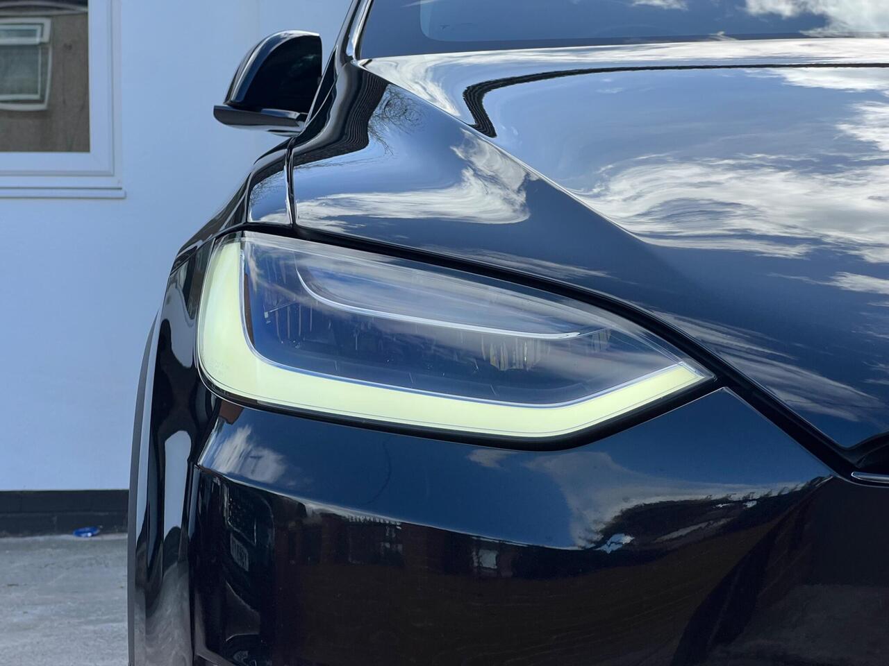 Used 2017 Tesla Model X for sale in Sheffield