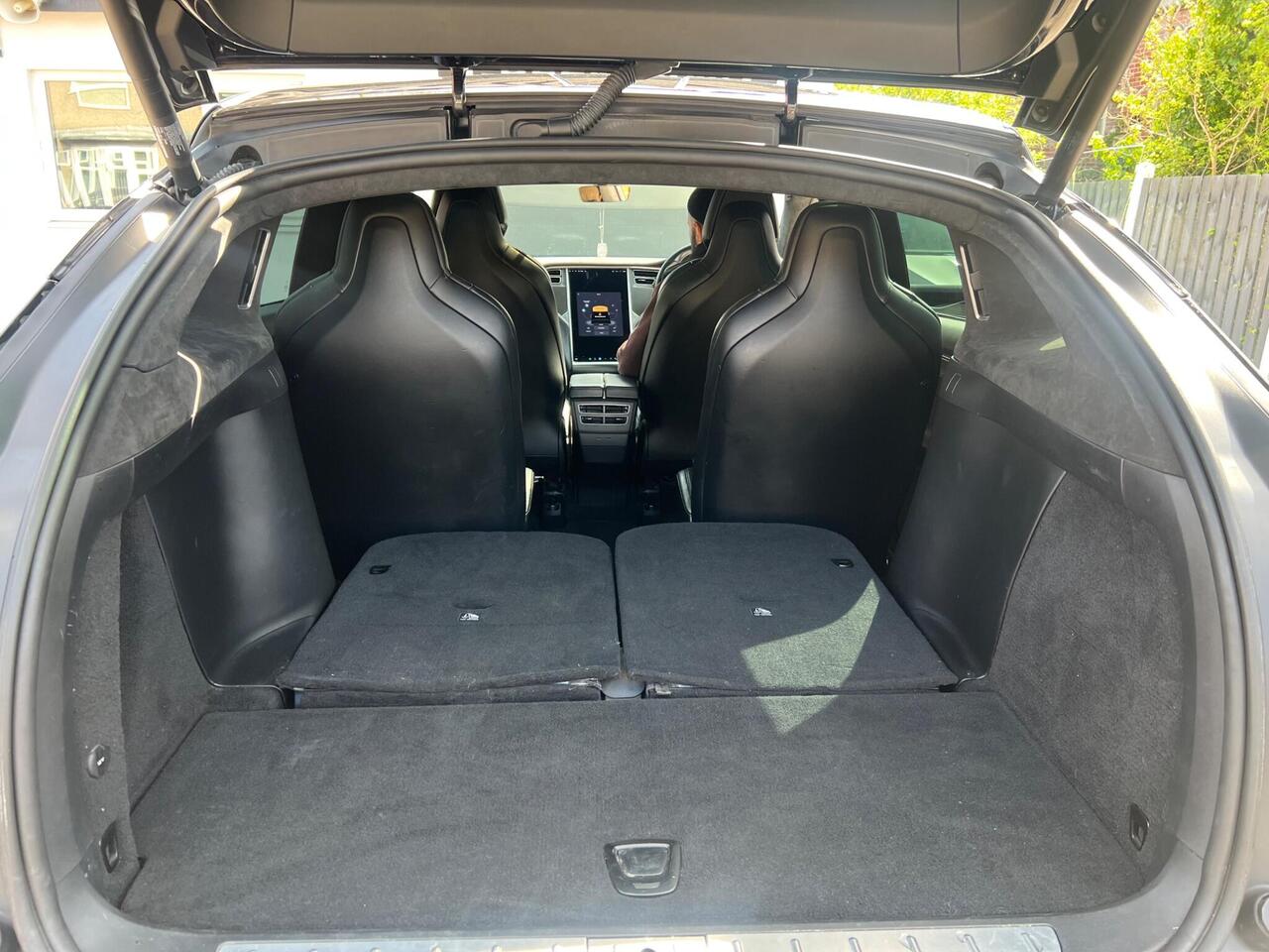 Used 2017 Tesla Model X for sale in Sheffield