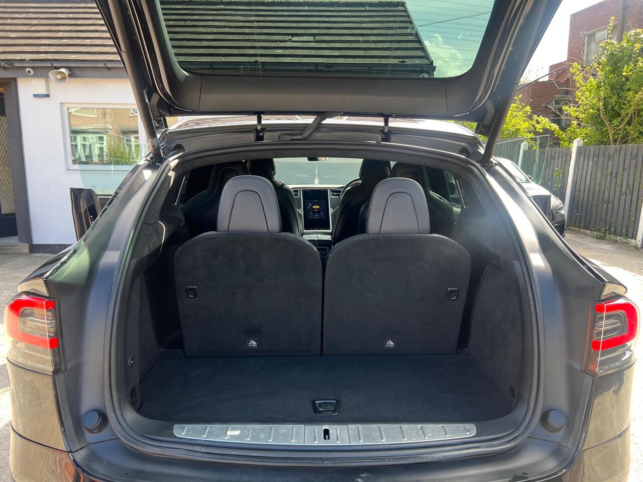 Used 2017 Tesla Model X for sale in Sheffield