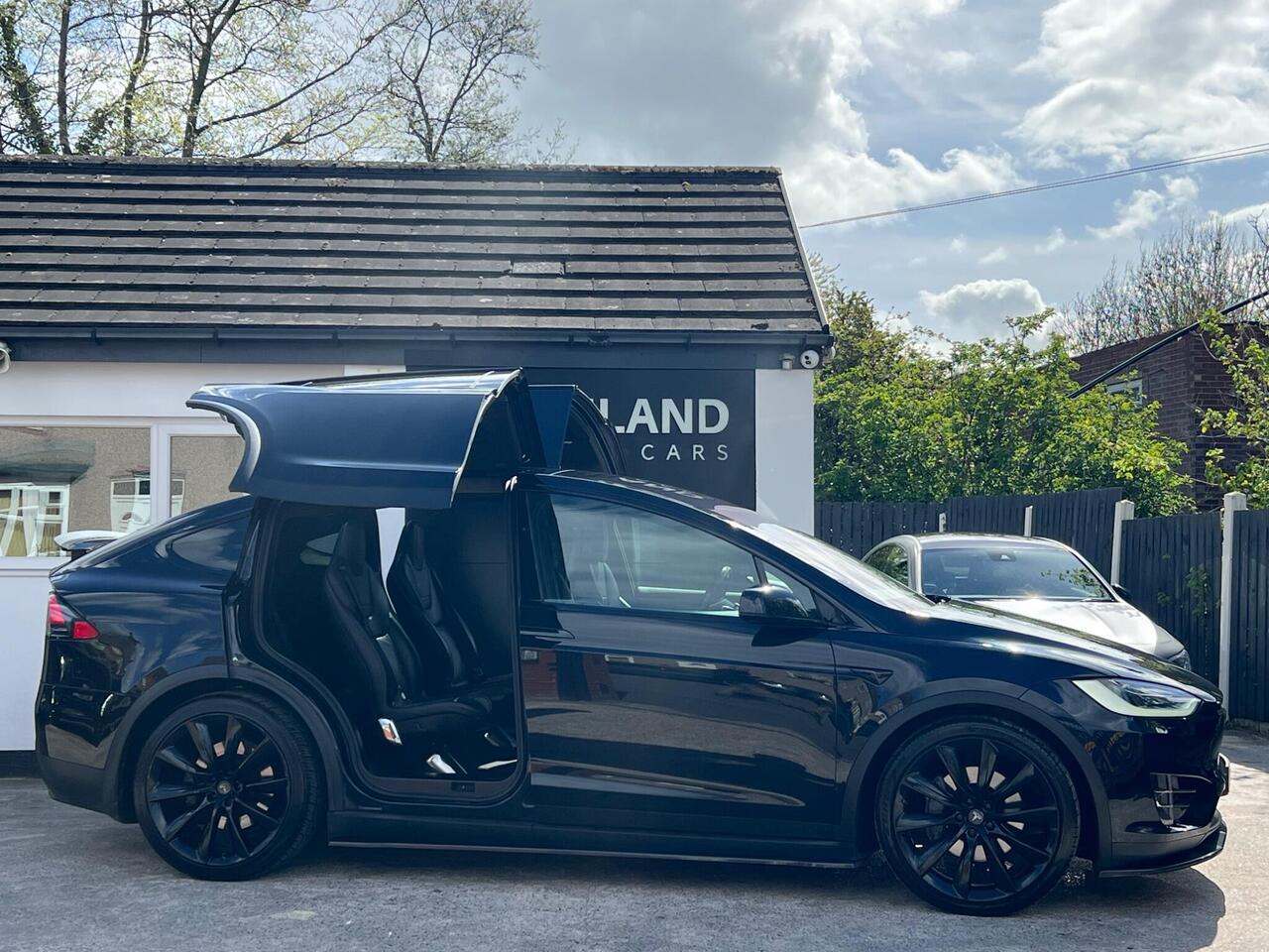 Used 2017 Tesla Model X for sale in Sheffield