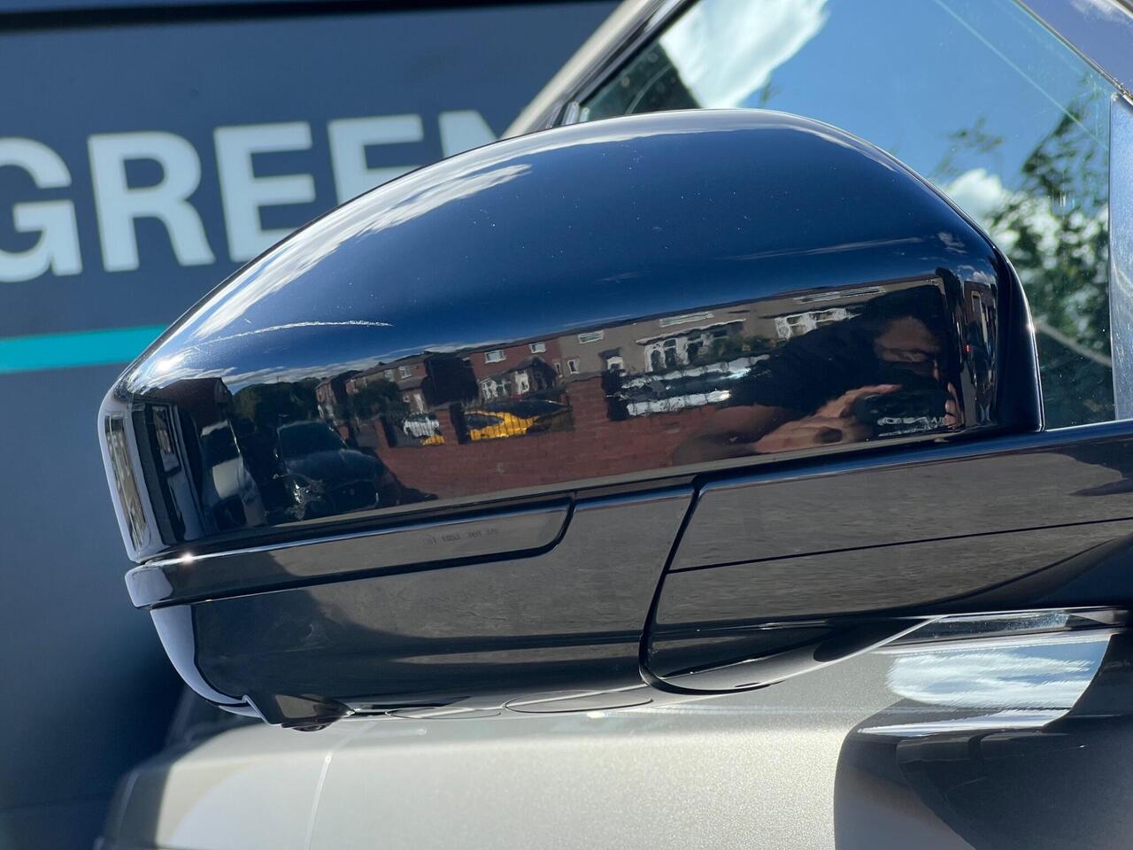 Used 2018 Land Rover Range Rover Velar for sale in Sheffield
