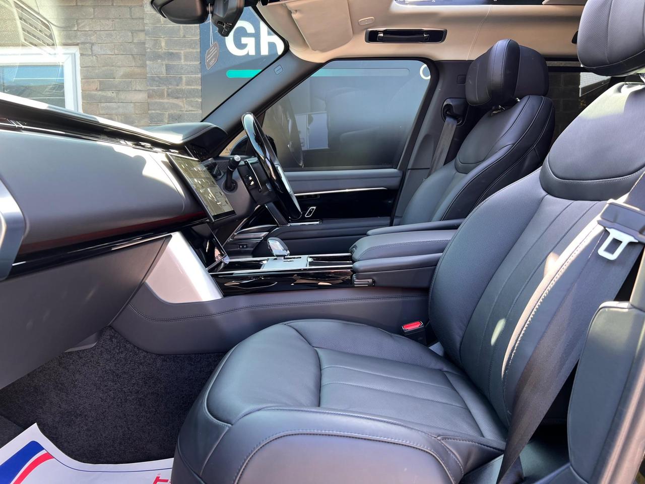Used 2025 Land Rover Range Rover for sale in Sheffield