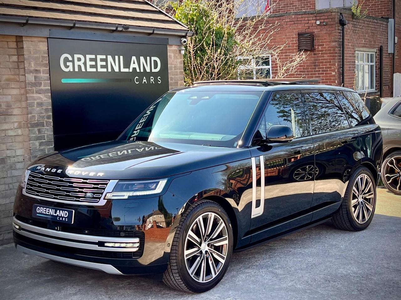 Used 2025 Land Rover Range Rover for sale in Sheffield